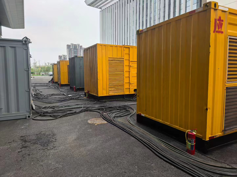 通海不同季节柴油发电机组保养有哪些注意事项？