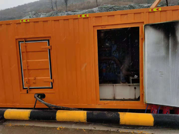 通海发电机出租 柴油发电机组电压低报警怎么办？