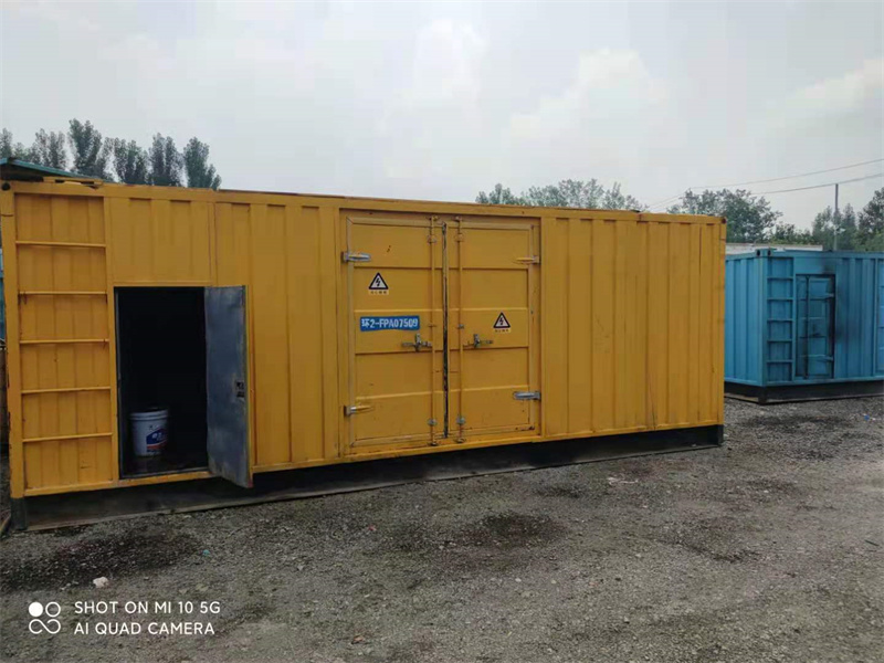通海200KW柴油发电机组需要配备什么型号的电缆线？