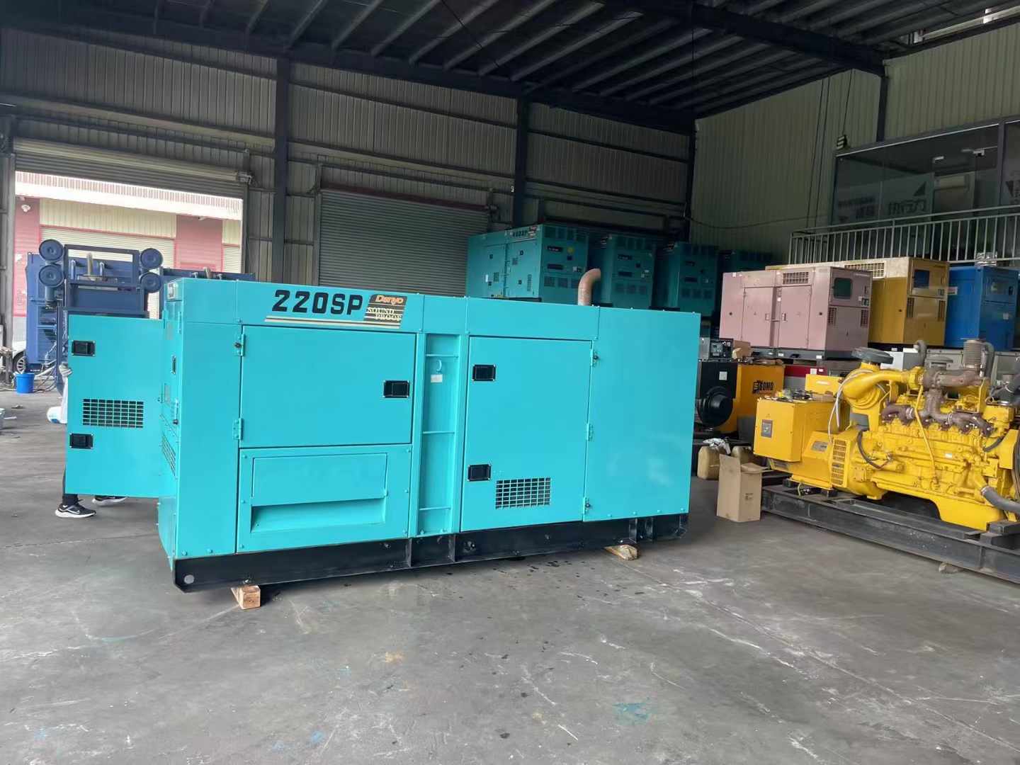 通海800kW 柴油发电机的输出电流波动范围是多少？