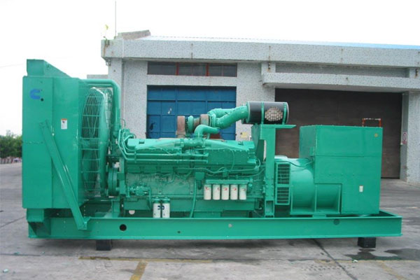 通海工厂发电机应急发电时如何更准确地检查发电机状态？