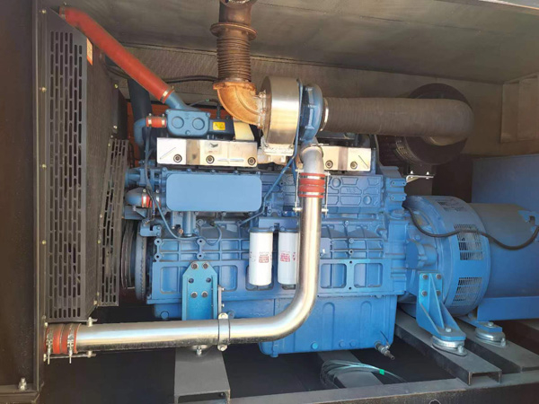 通海燃油消耗率与进气温度的具体关系是什么？