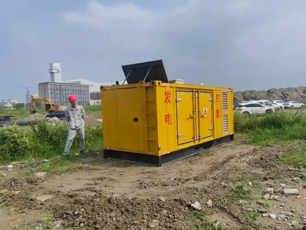 通海200KW柴油发电机机组每小时的油耗量受哪些因素影响？